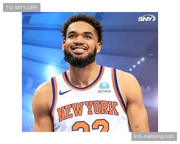 尼克斯唐斯角色灵活切换 空间型五号位兼任进攻推进者